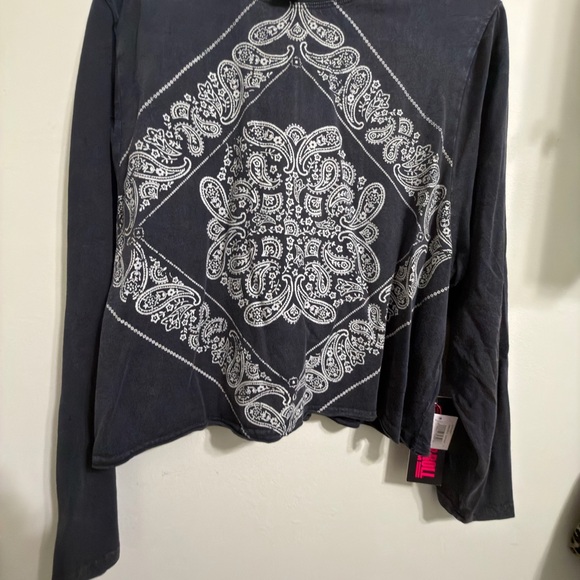 Western Top - Picture 2 of 4